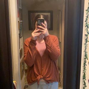 American Eagle long sleeve tie top rust colored 🌄